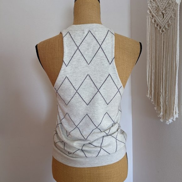 LUX Knit Vest S - Picture 2 of 3